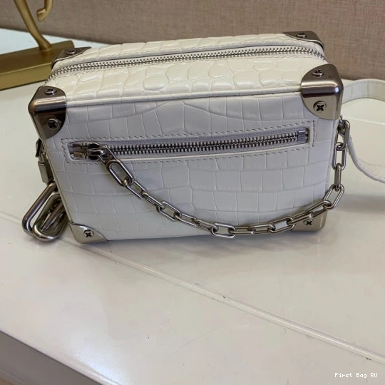 First bags ru reviews VUITTON SOFT TRUNK LOUIS 0724